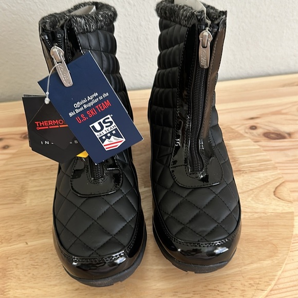 Khombu Waterproof Front-Zip Winter Boots - Megan - Picture 5 of 7